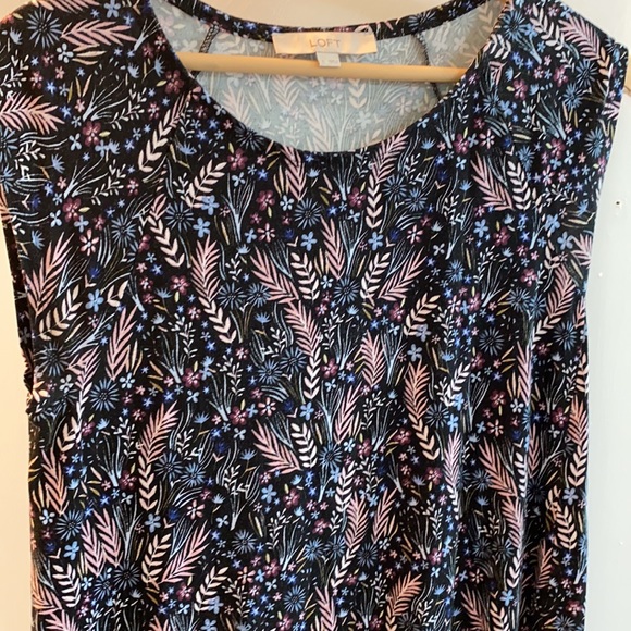 Loft dress - Picture 2 of 2